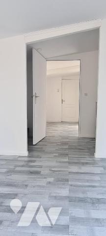 Maison à usage d'habitation d'une superficie d'environ 130 m² sur un terrain d'environ 622 m²