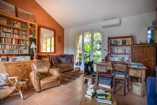 Bormes-les-Mimosas (83230) Maison Pierres sèches