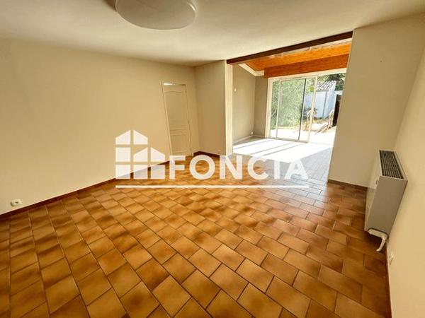 Location Maison 5 pièces 92.17 m² - 8 RUE JEAN PHILIPPE RAMEAU Saintes 17100