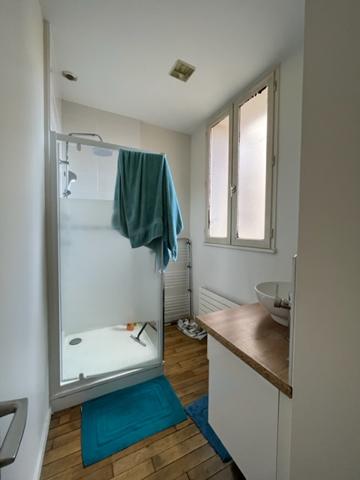 POITIERS Plateau à proximité du Parc de Blossac - T2 Meublé