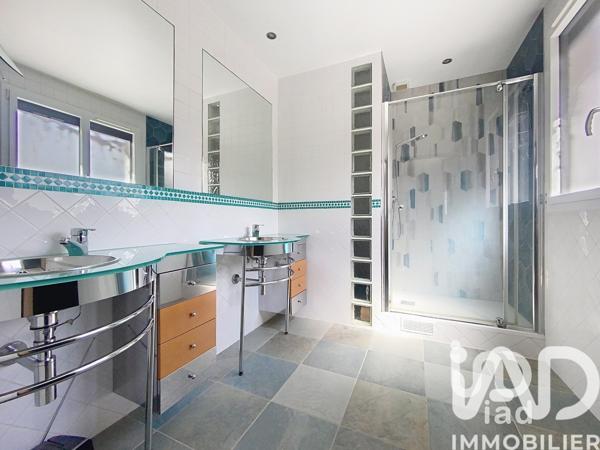Maison à vendre 8 pièces 200 m² Buc