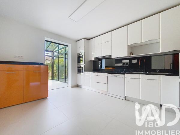 Maison à vendre 8 pièces 200 m² Buc