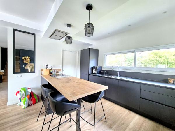 Maison 7 pièce(s) 5 chambre(s) 189.73 m²