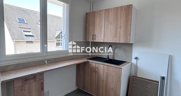 Location Studio 34.8 m² - Pontoise 95300