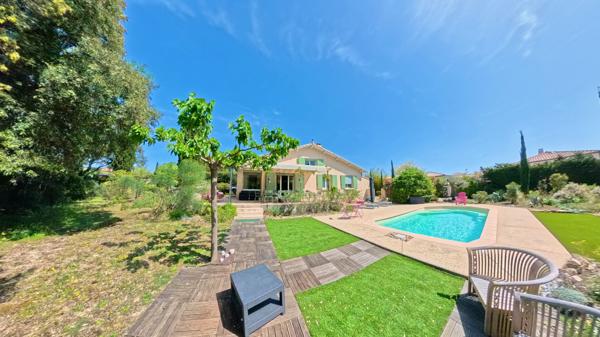 Uzès (30700) A vendre, belle villa à seulement 6 minutes d'Uzès