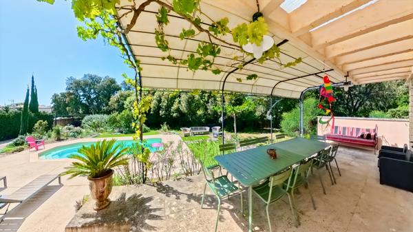 Uzès (30700) A vendre, belle villa à seulement 6 minutes d'Uzès