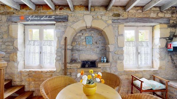 Chambres d'hôtes sur 4 Ha au Eyzies