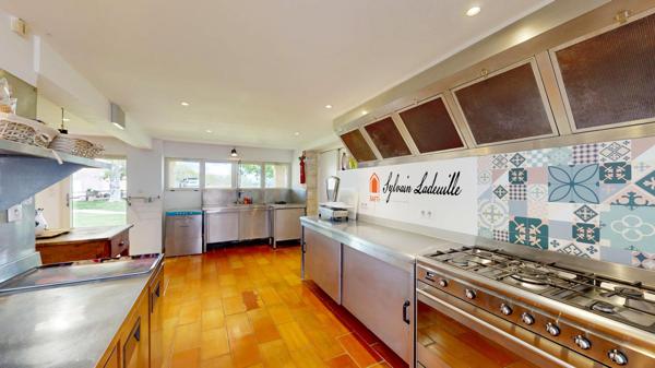 Chambres d'hôtes sur 4 Ha au Eyzies