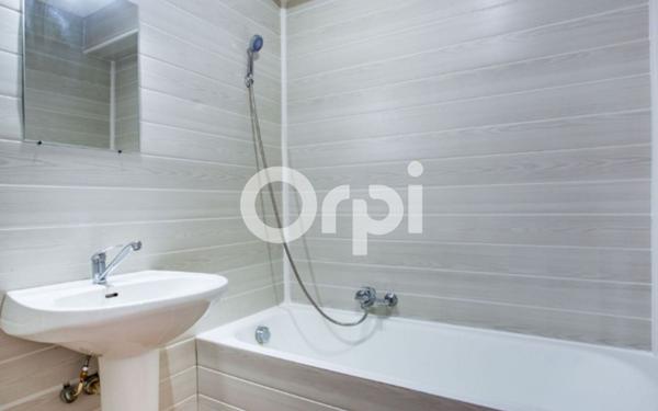Appartement à vendre    1 pièce • 34,21 m2 Mandelieu-la-Napoule