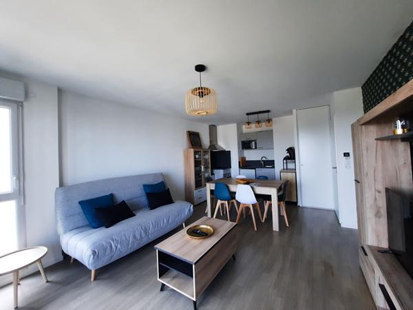 Appartement 2 pièces – 45 m² environ à Saint-Nazaire (ref : 73386SN)