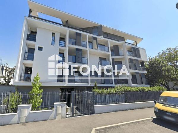 Location Parking - 8 AVENUE WATTEAU Nogent Sur Marne 94130