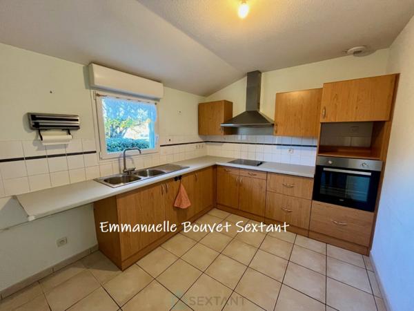 Résidence sénior, T3 de plain-pied en copropriété, espaces paysagers, piscine, club-house, environnement privilégié