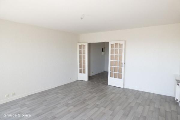 Appartement T5 à louer - 91 m² (réf : 526930)