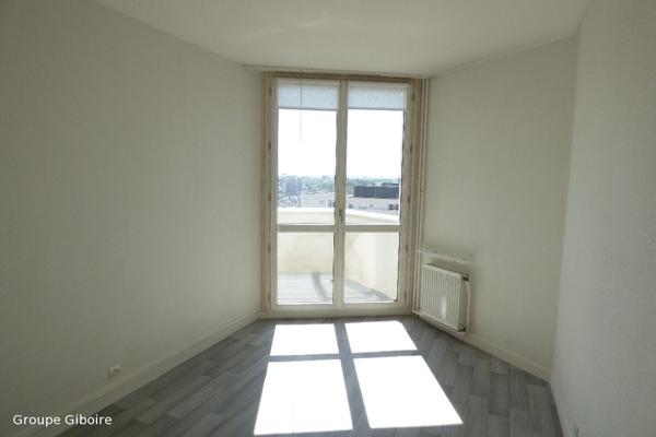 Appartement T5 à louer - 91 m² (réf : 526930)