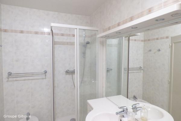 Appartement T5 à louer - 91 m² (réf : 526930)