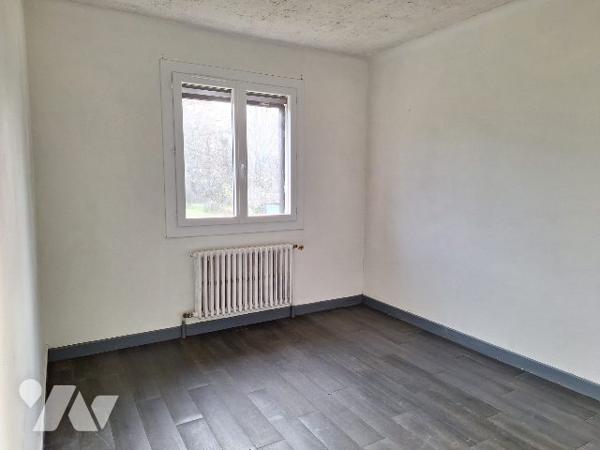 Maison 71m² habitable et 3 000m² de terrain , CLEMONT