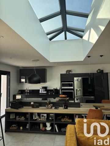 Maison à vendre 4 pièces 127 m² Saint-Sulpice-de-Royan