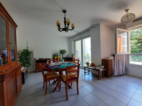 Appartement 2 pièces – 45 m² environ à Saint-Nazaire (ref : 75696SN)