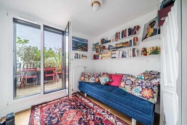 Duplex contemporain aux terrasses végétalisées, esprit canopée urbaine