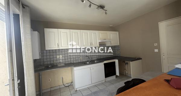 À vendre Maison 4 pièces 93.85 m² - Spay 72700