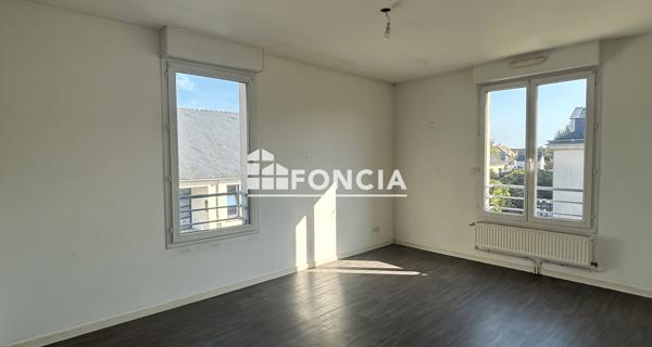 À vendre Maison 4 pièces 93.85 m² - Spay 72700
