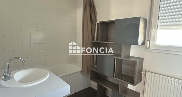 À vendre Maison 4 pièces 93.85 m² - Spay 72700