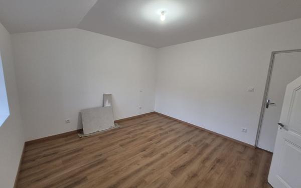 Maison à louer    3 pièces •  Amnéville