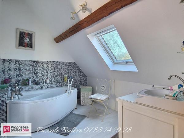 Charmante longère avec pré pour chevaux - NOYANT-VILLAGES (49490)