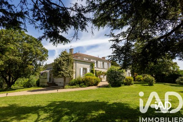 Maison à vendre 7 pièces 195 m² François
