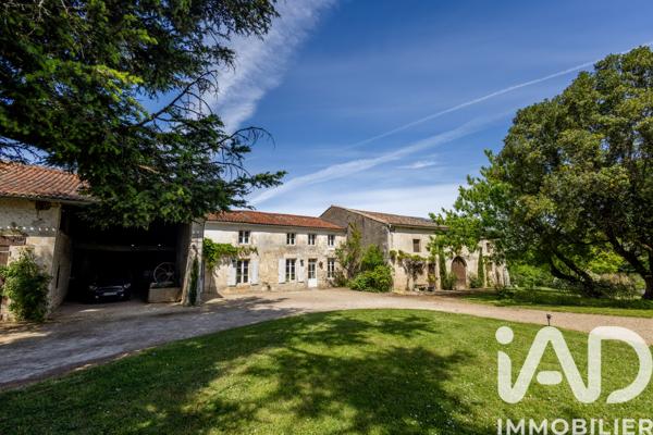 Maison à vendre 7 pièces 195 m² François