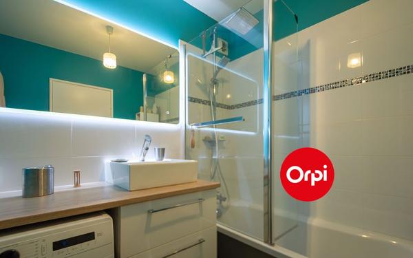 Appartement à vendre    5 pièces • 103,80 m2 Saint-Priest