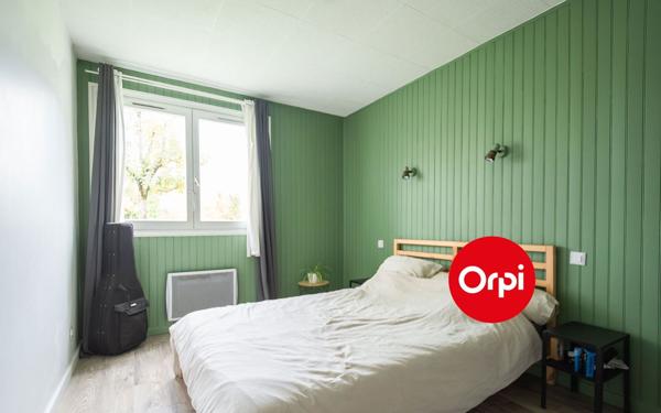 Appartement à vendre    5 pièces • 103,80 m2 Saint-Priest