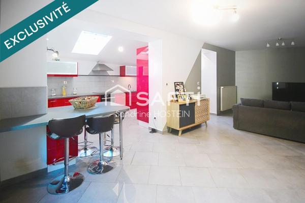 Jolie Maison rénovée avec 3 chambres, 2 salles de bain et garage!