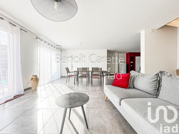 Maison traditionnelle 4 pièces de 132 m² à Saint-Laurent-de-la-Salanque (66250)