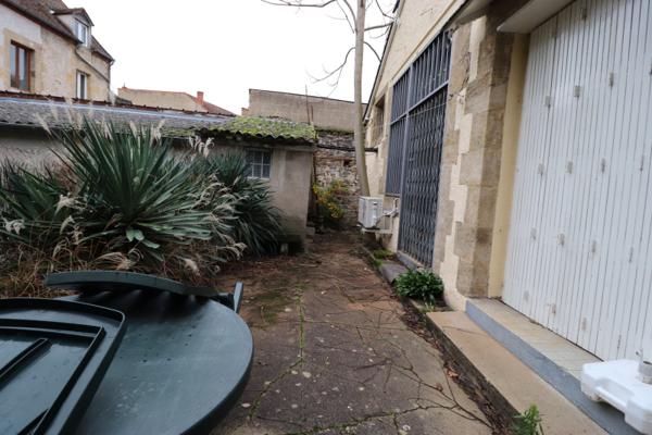 Immeuble Bourbon L Archambault 7 pièce(s) 220 m2