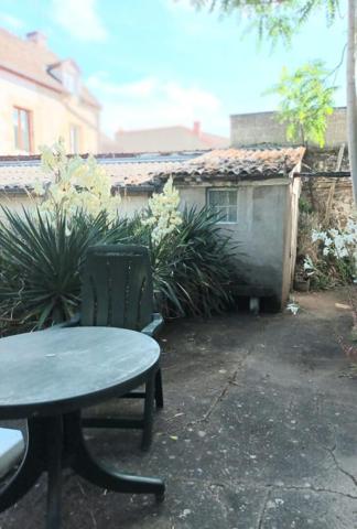 Immeuble Bourbon L Archambault 7 pièce(s) 220 m2