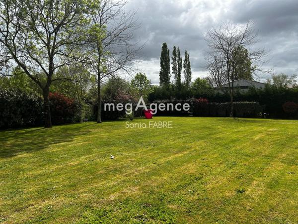 Terrain à BOUAYE, 44830 - 1218m²