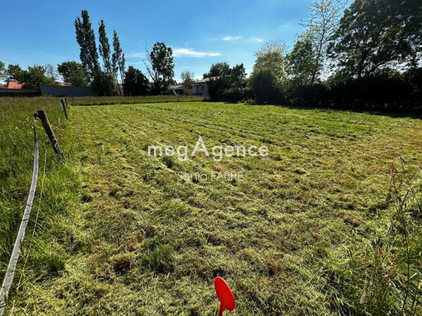 Terrain à BOUAYE, 44830 - 1218m²
