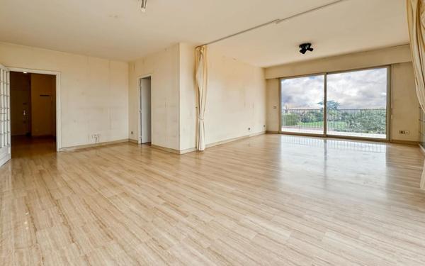 Appartement à vendre    4 pièces • 90 m2 Nice