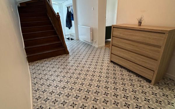 Maison à vendre    11 pièces • 410 m2 Essômes-sur-Marne