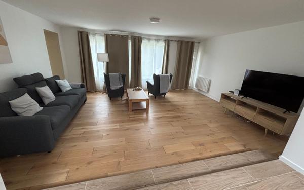 Maison à vendre    11 pièces • 410 m2 Essômes-sur-Marne