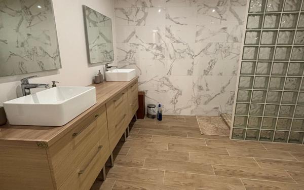 Maison à vendre    11 pièces • 410 m2 Essômes-sur-Marne