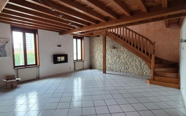 Appartement à vendre    4 pièces • 96,51 m2 Saint-Étienne