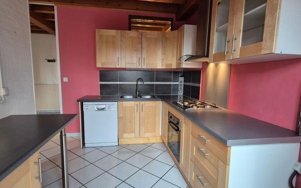 Appartement à vendre    4 pièces • 96,51 m2 Saint-Étienne