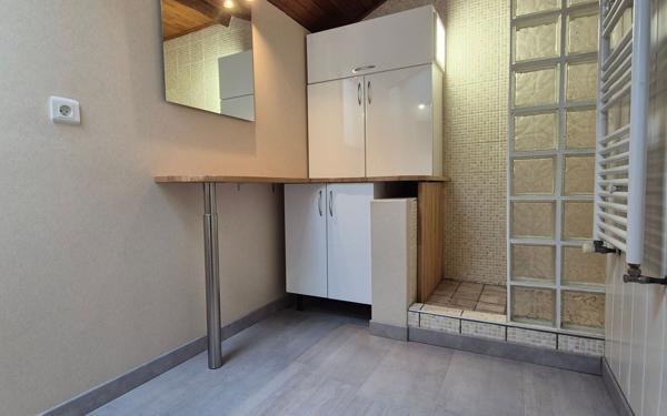 Appartement à vendre    4 pièces • 96,51 m2 Saint-Étienne