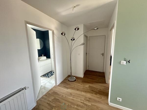 MAGNIFIQUE MAISON  INDIVIDUELLE DE 2022. AVEC GRAND GARAGE