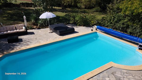 Maison de caractère avec gîte indépendant et piscine à 8 minutes de Villeneuve d'Aveyron Ols et rhinodes
