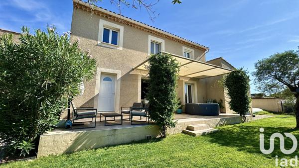 Maison à vendre 5 pièces 155 m² Sainte-Cécile-les-Vignes
