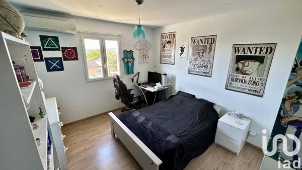 Maison à vendre 5 pièces 155 m² Sainte-Cécile-les-Vignes