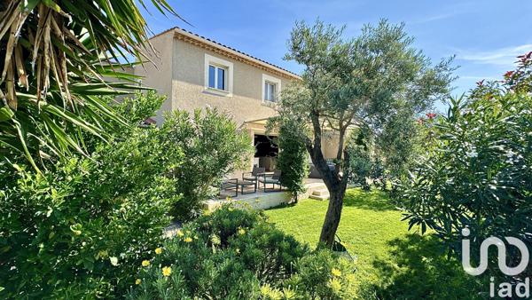 Maison à vendre 5 pièces 155 m² Sainte-Cécile-les-Vignes